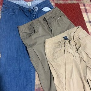 3 pair lot of size 16 capris